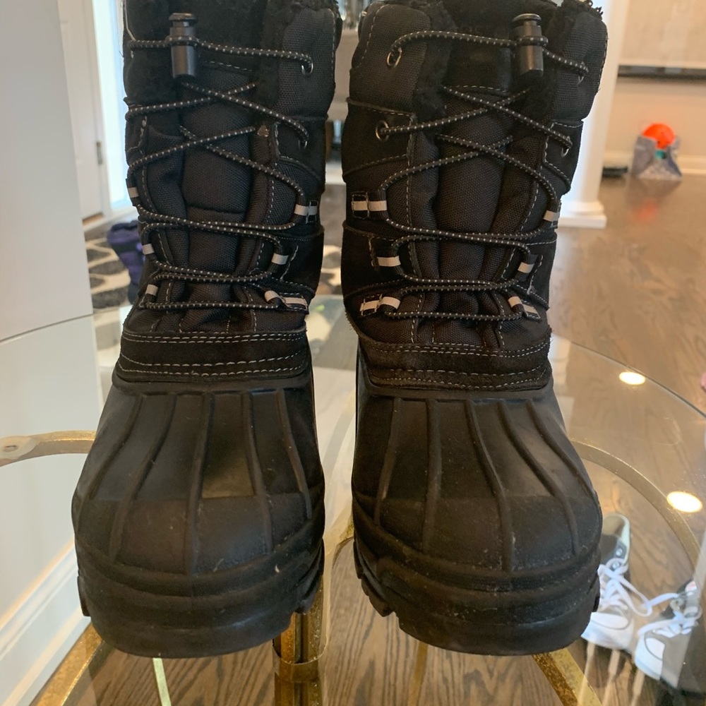 Girls or boys snow boots